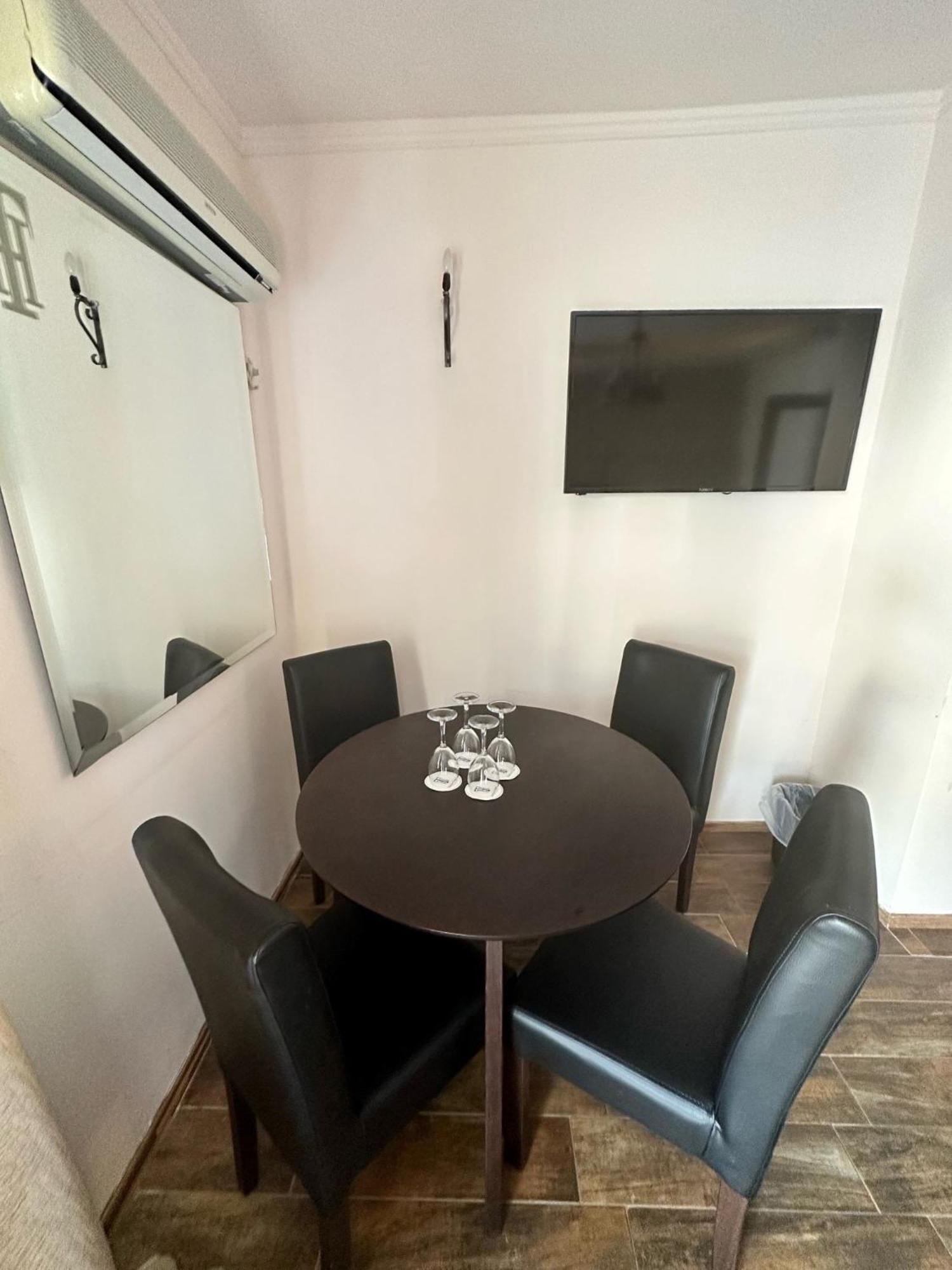 Tselikas Hotel Kozáni Szoba fotó